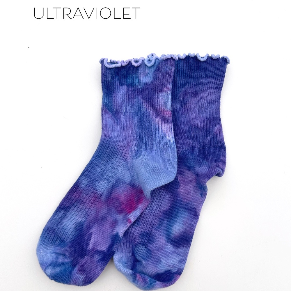 Blue Violet Ruffle Socks Dark Purple Hand Dyed Ice Dye Womens Mid Crew Tie Dye